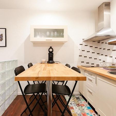 La Parenthese Appartement Familial - Centre-Ville - Calme - Wifi - T2 瓦讷 外观 照片