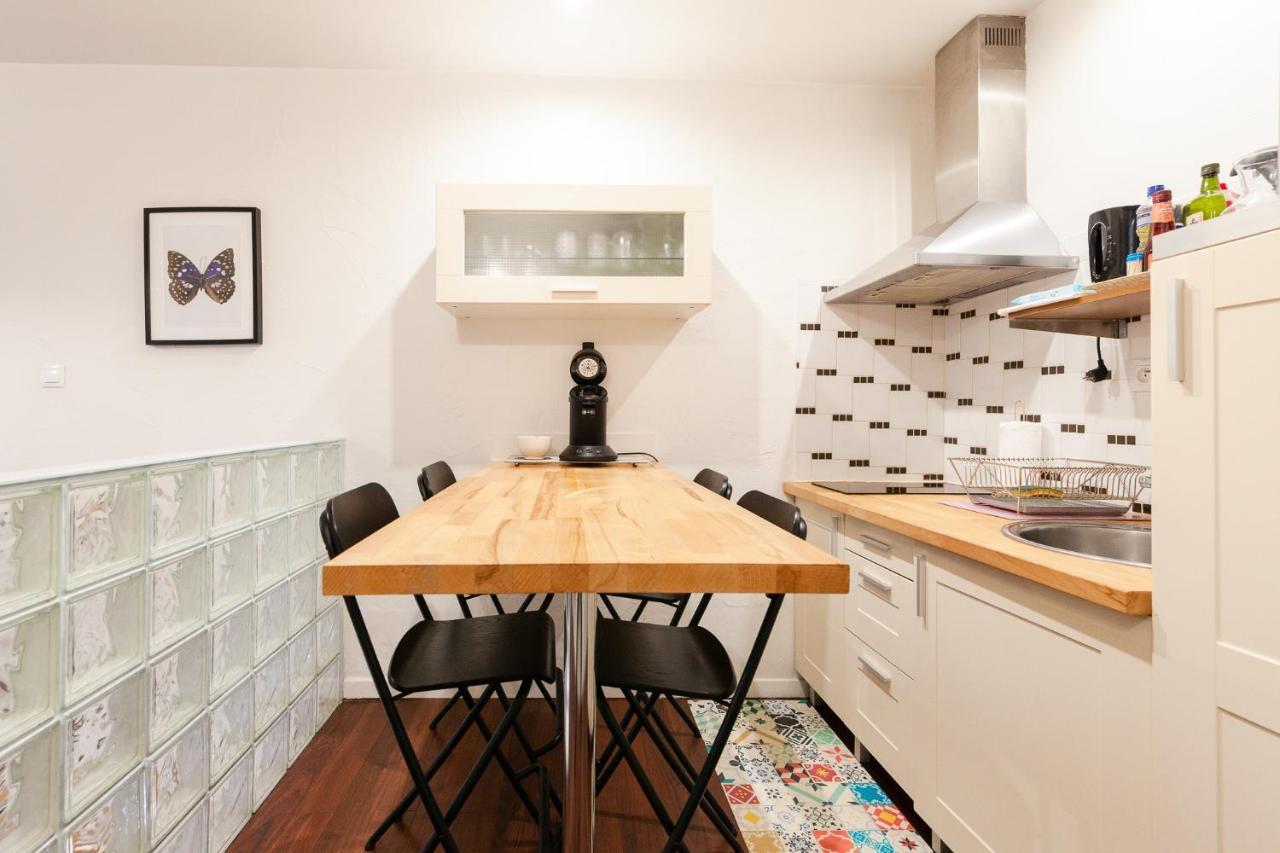 La Parenthese Appartement Familial - Centre-Ville - Calme - Wifi - T2 瓦讷 外观 照片