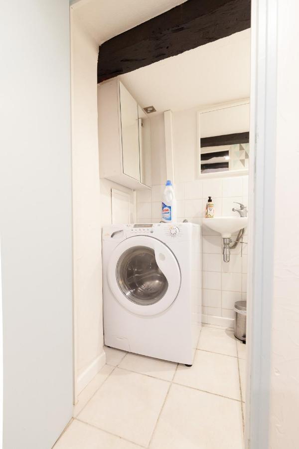 La Parenthese Appartement Familial - Centre-Ville - Calme - Wifi - T2 瓦讷 外观 照片